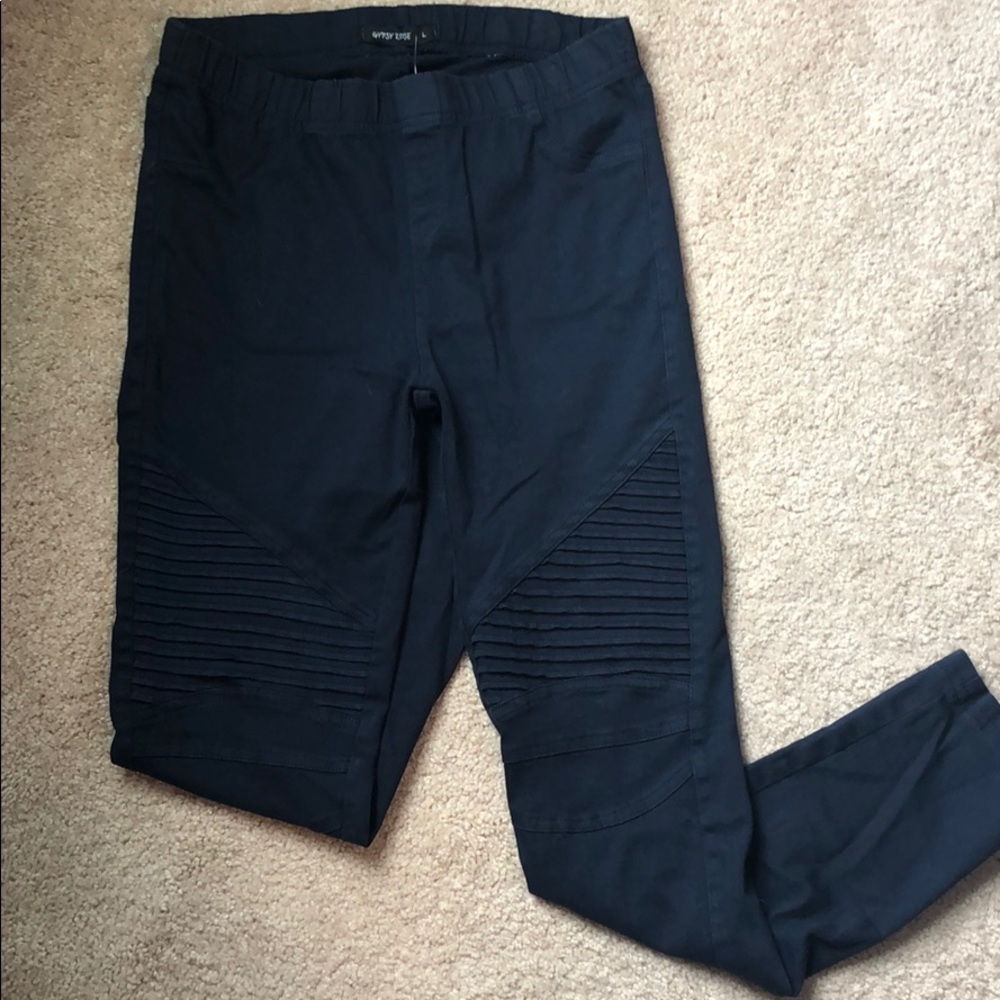 BNWT dark Jeggings